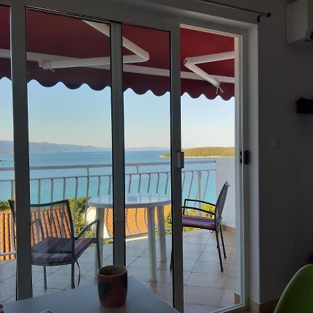 Blue Sea Blue Sky Appartement Lovište Buitenkant foto