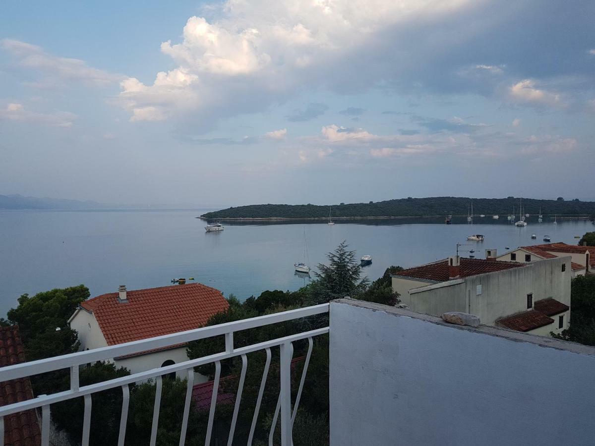 Blue Sea Blue Sky Appartement Lovište Buitenkant foto